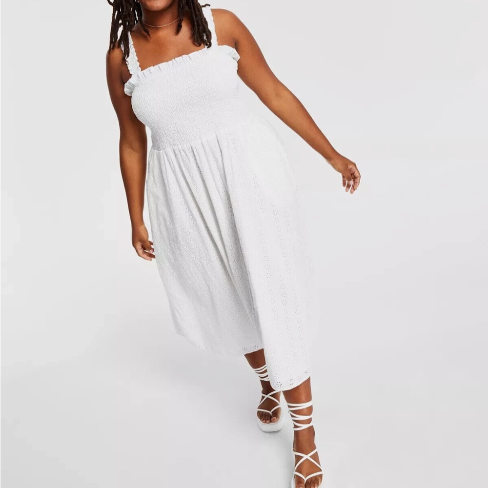 Black Tape_ Smocked Eyelet Cotton Midi Dress with Pockets